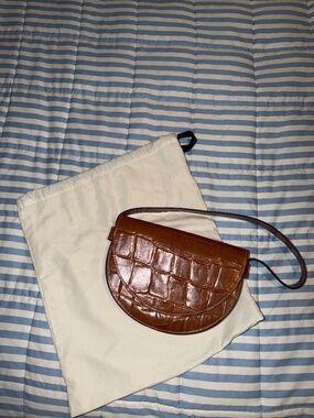 STAUD gator embossed shoulder bag